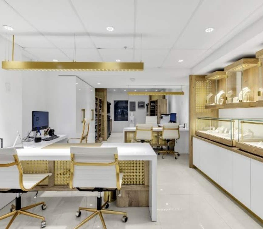 Inside 18k Miami